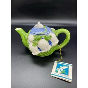 Papel Hand Painted Lilly of the Valley Tea Pot Sri Lanka